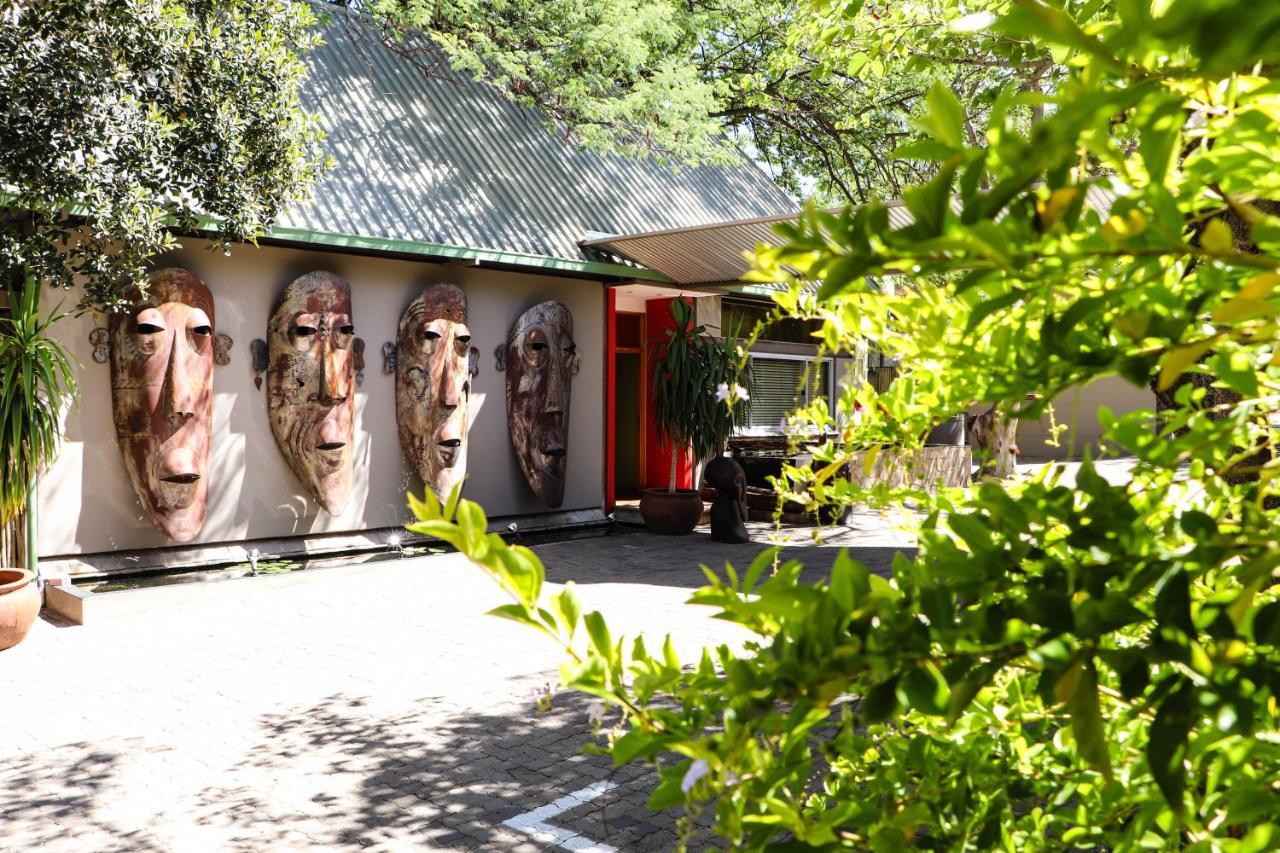 Aps Guesthouse Windhoek Exterior foto